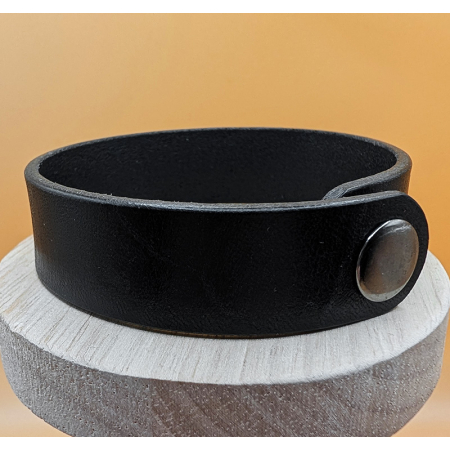 czarna bransoletka skórzana